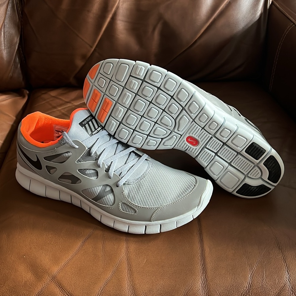 Men’s Nike Free Run+ Shield Gray/Orange Size 12 Dead Stock